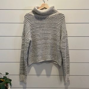 Emory Park Soft Cropped Turtleneck Sweater Women’s Size Small